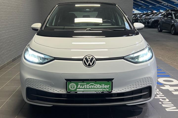 Hvid VW ID.3 fra 2023