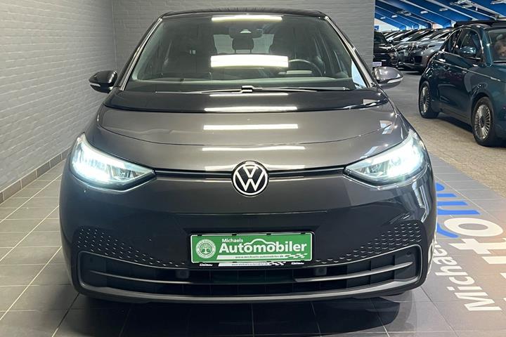 Grå VW ID.3 fra 2022