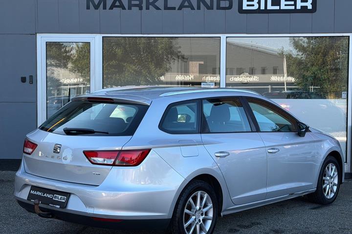 Sølv Seat Leon fra 2015