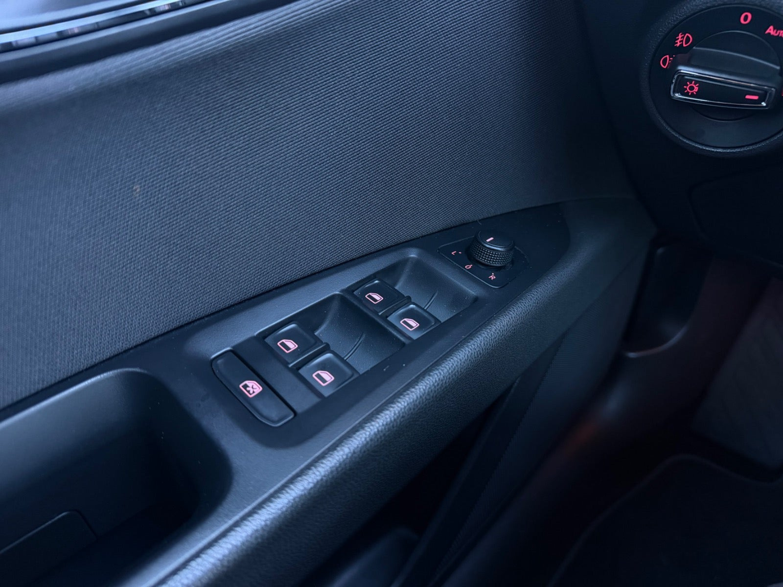 Sølv Seat Leon fra 2015