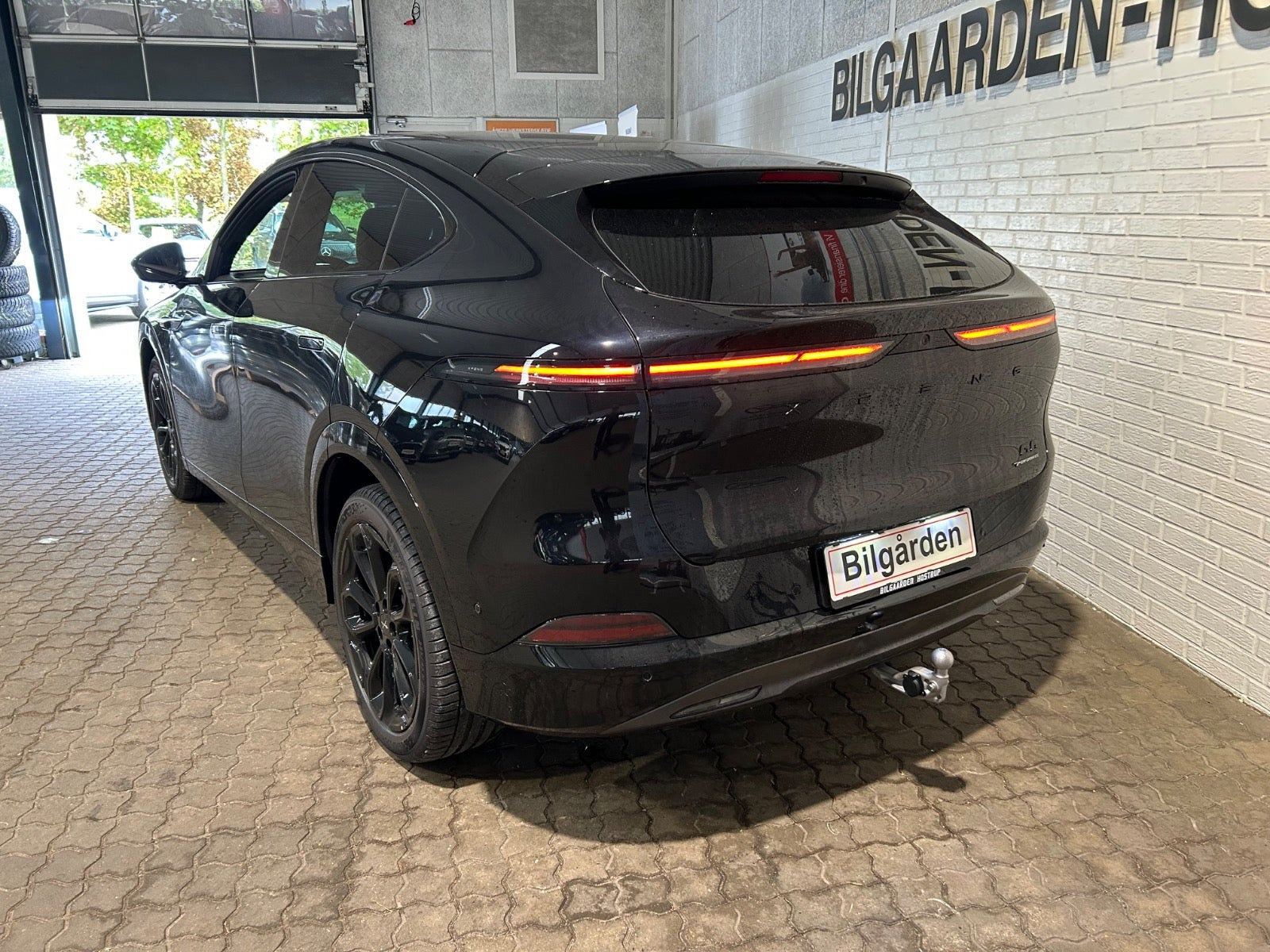 Sort Xpeng G6 fra 2026