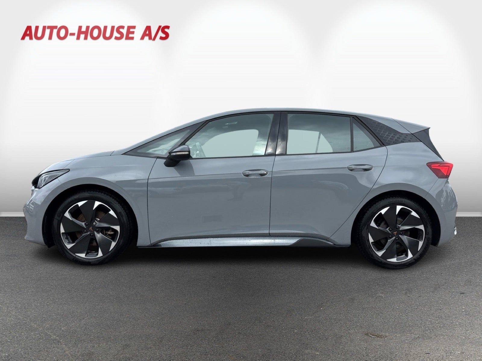 Grå Cupra Born fra 2024