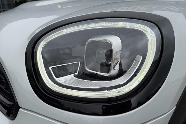 Sølv Mini Countryman Cooper SE fra 2021