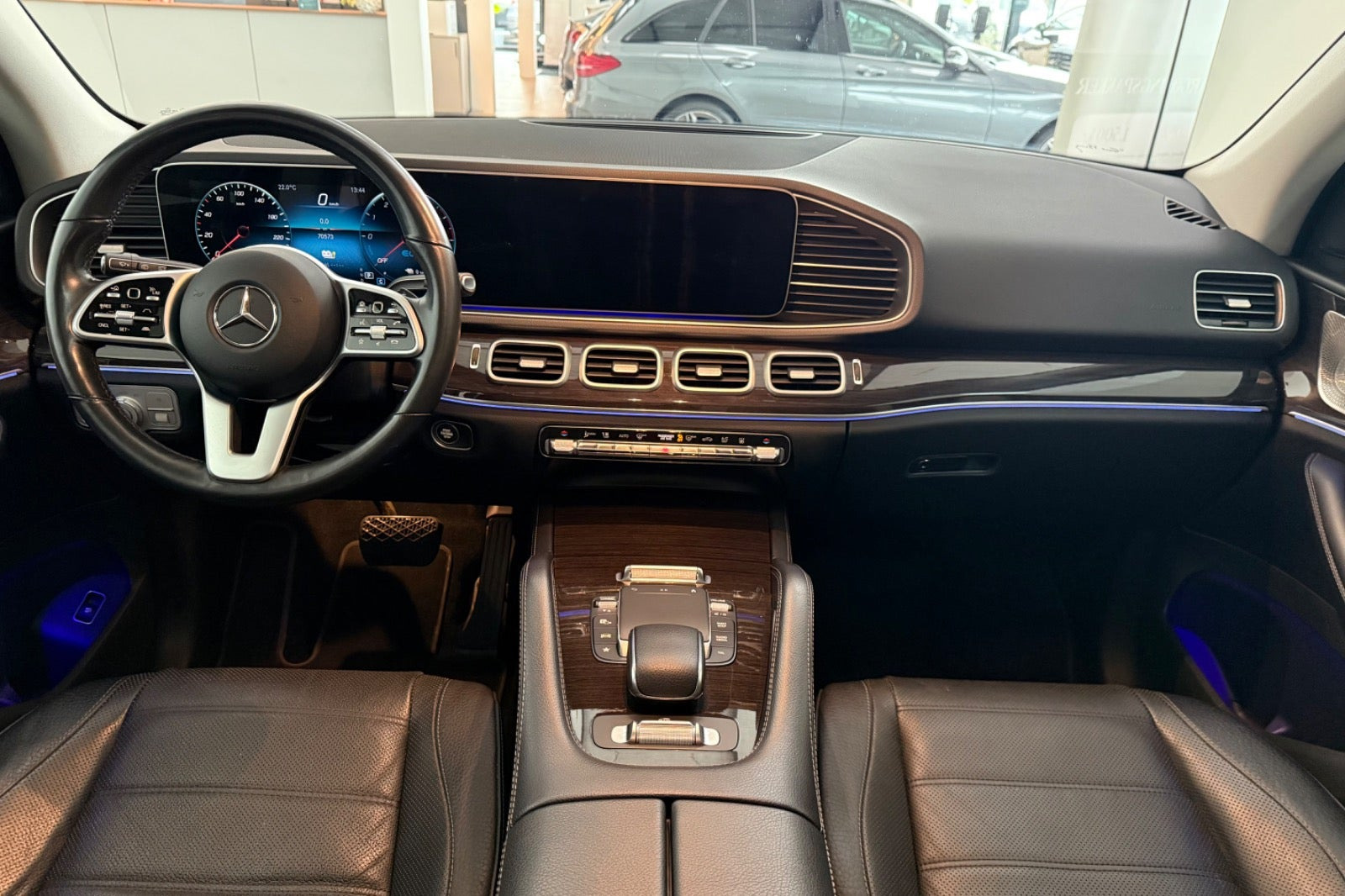Hvid Mercedes GLE350 de fra 2021