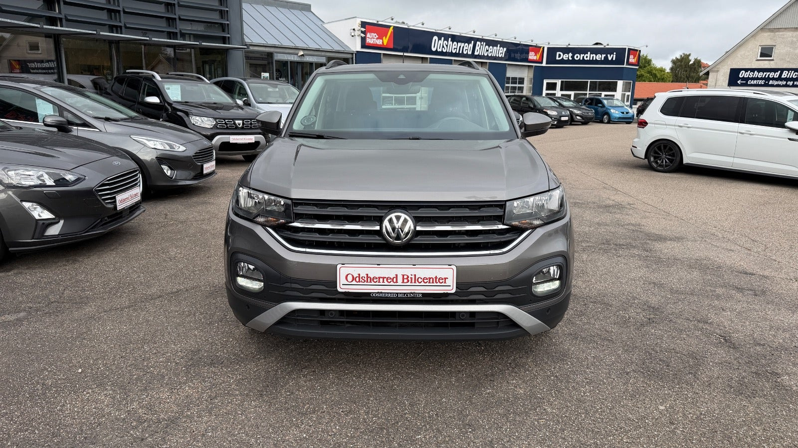 Grå VW T-Cross fra 2019