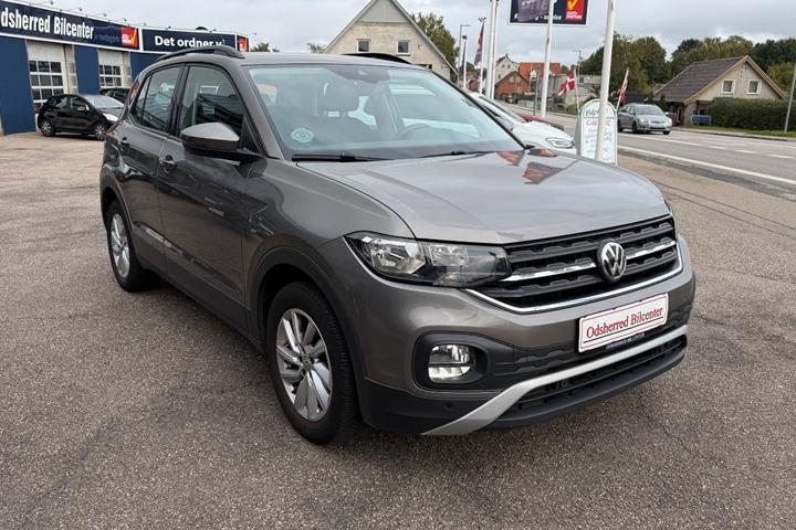 Grå VW T-Cross fra 2019