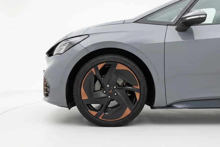 Grå Cupra Born fra 2022