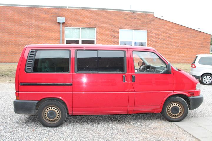 undefined VW Caravelle fra 2000
