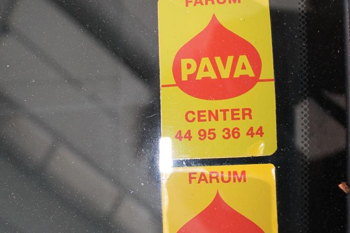Hvid Nissan Leaf fra 2014