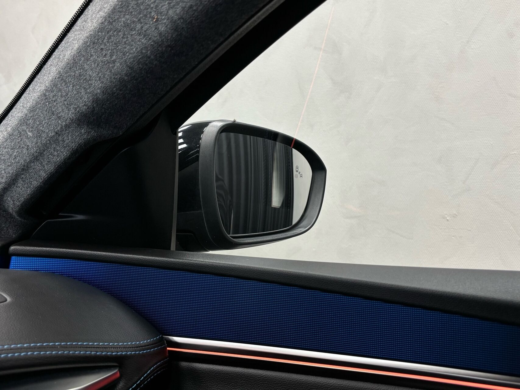 Sort Renault Scénic fra 2024