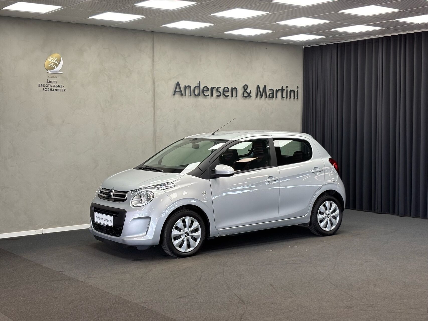 Citroën C1 1,0 VTi Shine 72HK 5d