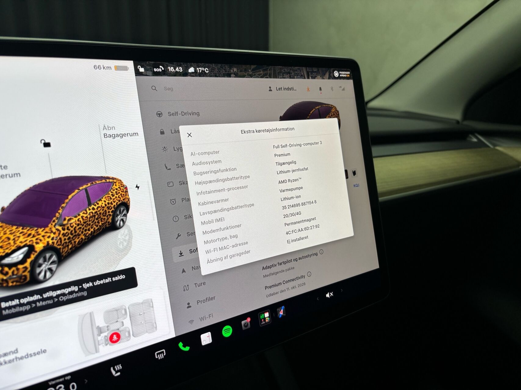 Sort Tesla Model Y fra 2022