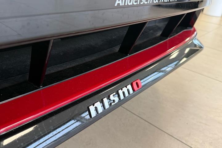 Grå Nissan Ariya fra 2026