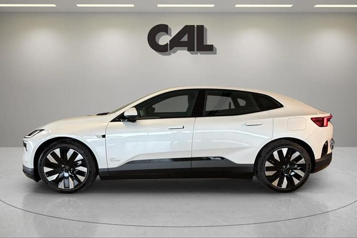Hvid Polestar 4 fra 2026