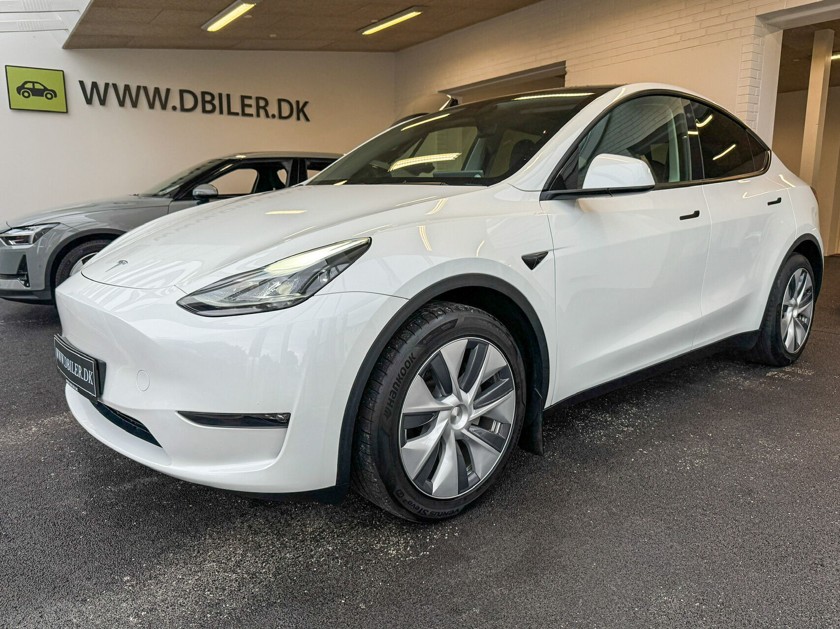 Tesla Model Y EL Long Range AWD 514HK 5d Aut.