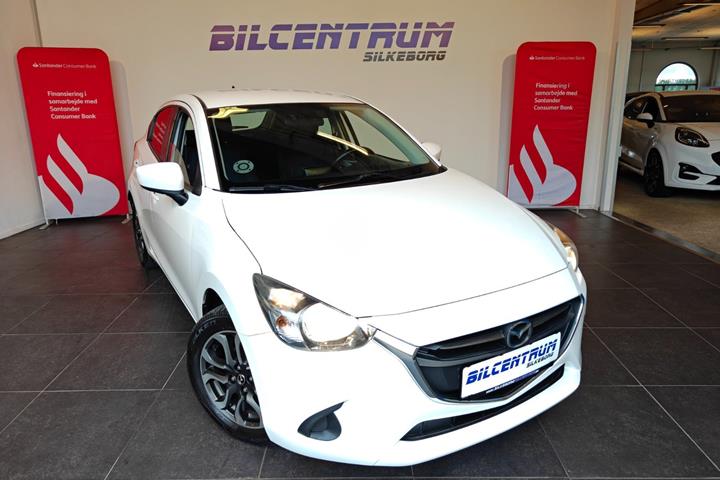 Hvid Mazda 2 fra 2015