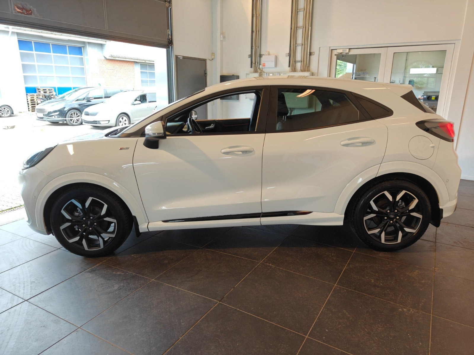 Hvid Ford Puma fra 2020