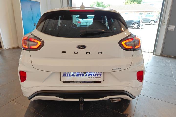 Hvid Ford Puma fra 2020
