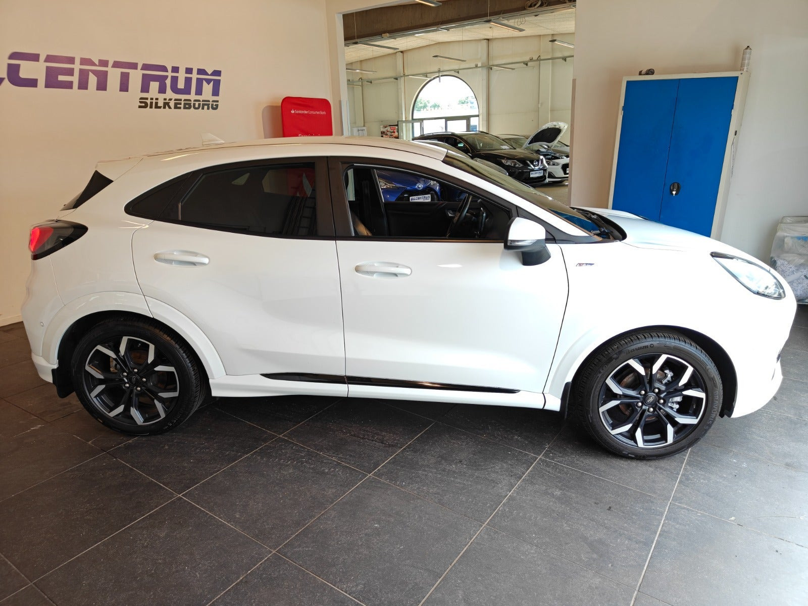 Hvid Ford Puma fra 2020