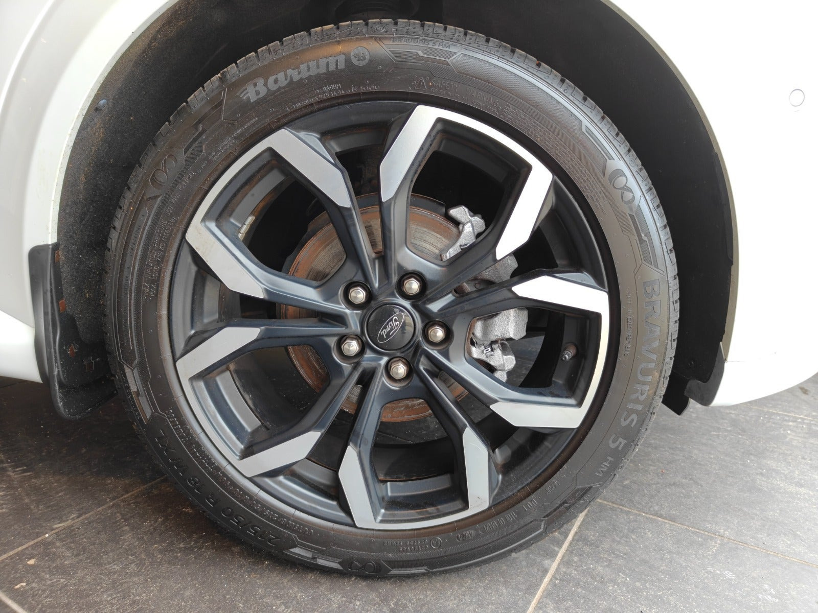 Hvid Ford Puma fra 2020