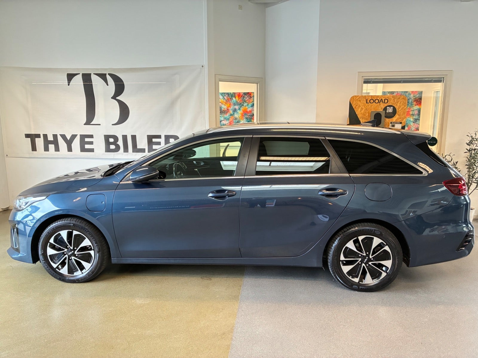 Blå Kia Ceed fra 2020