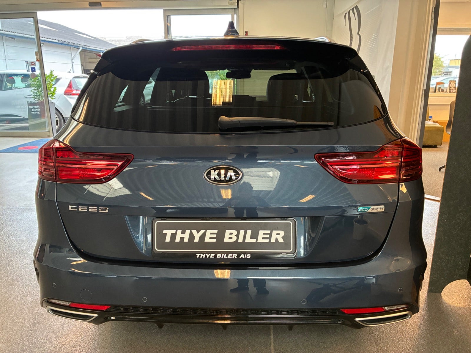 Blå Kia Ceed fra 2020
