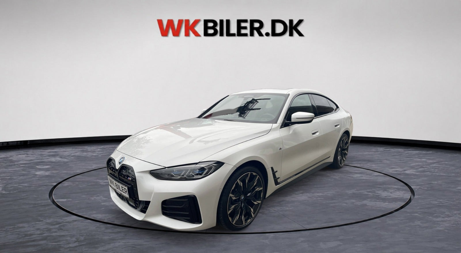 Hvid BMW i4 fra 2024