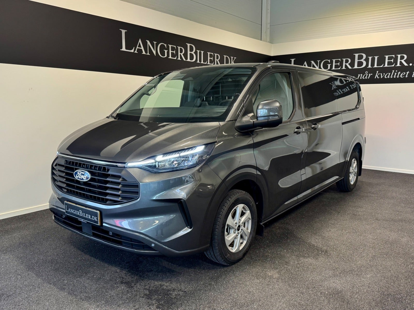 Ford Transit Custom 320 L2 2,0 EcoBlue Limited aut.