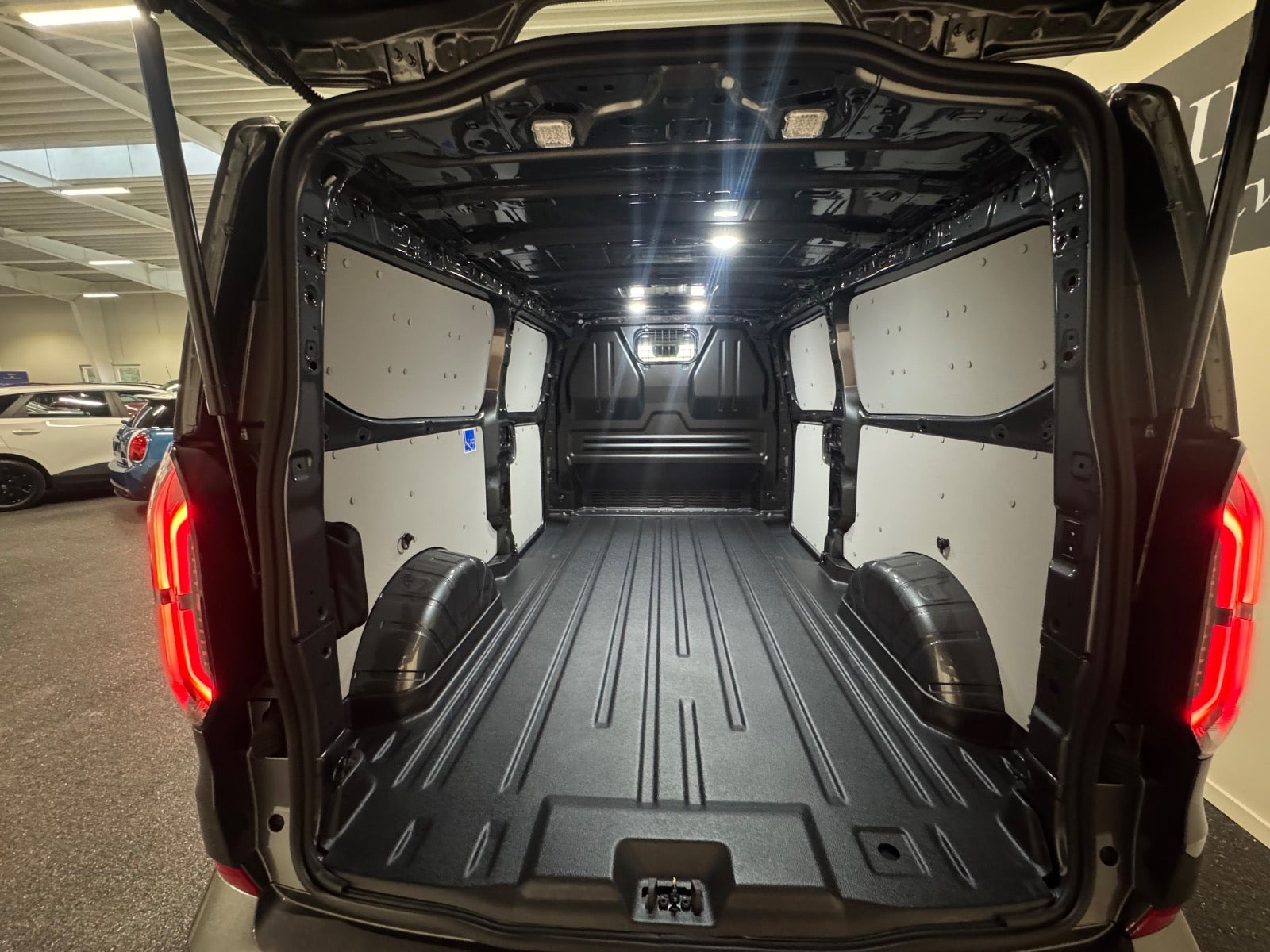 undefined Ford Transit Custom 320 L2 fra 2026