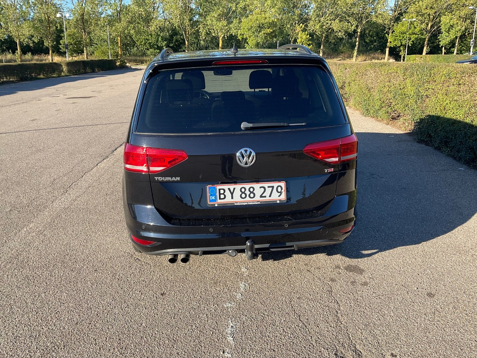 Sort VW Touran fra 2018