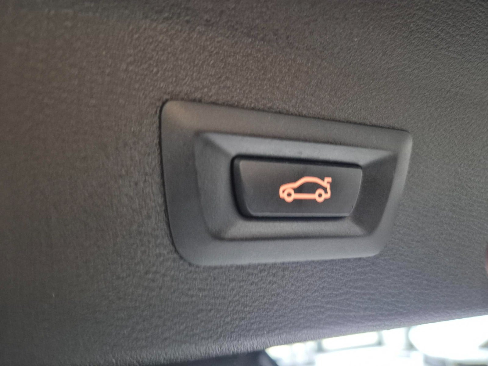 Grå BMW X1 fra 2021
