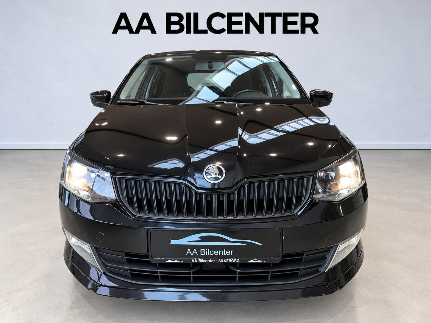 Sort Skoda Fabia fra 2017