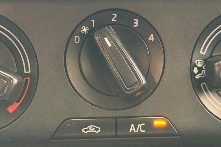 Sort Skoda Fabia fra 2017