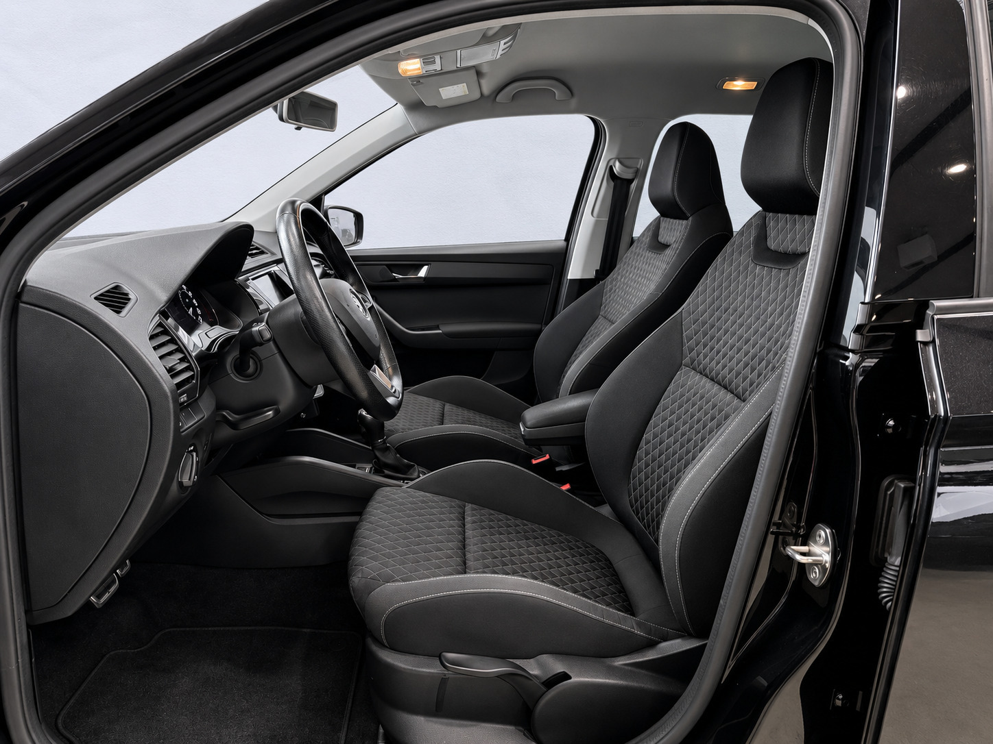 Sort Skoda Fabia fra 2017