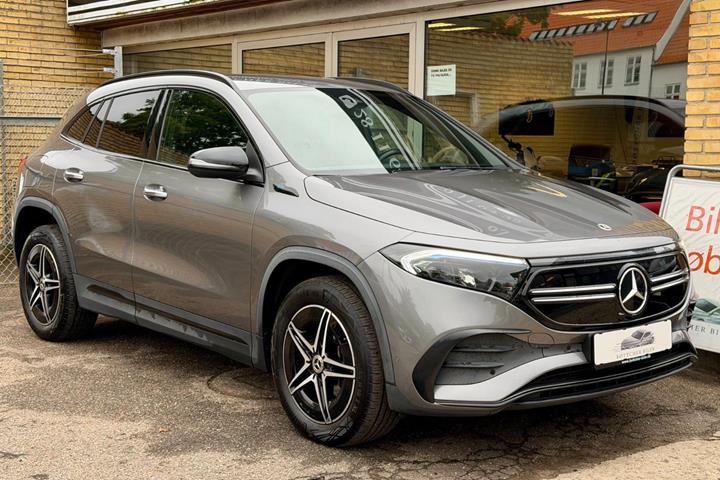Grå Mercedes EQA250 fra 2021