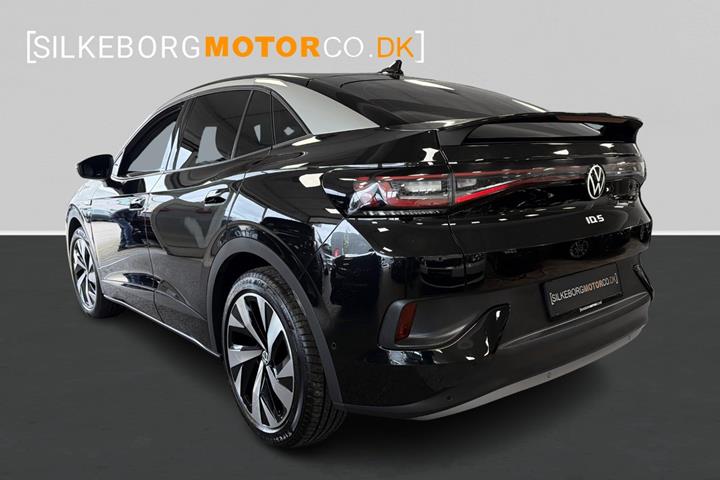 Sort VW ID.5 fra 2023