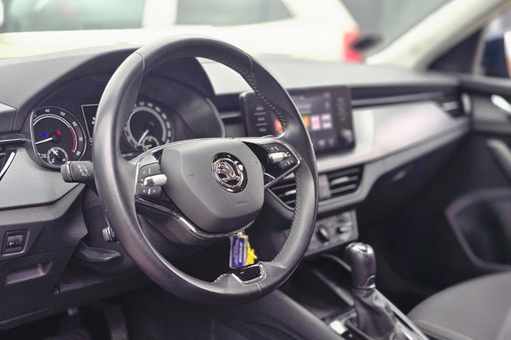 Blå Skoda Kamiq fra 2021