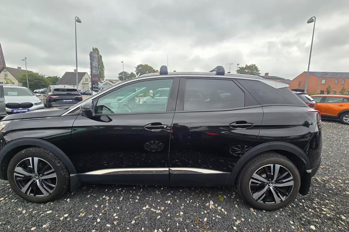 Sort Peugeot 3008 fra 2017
