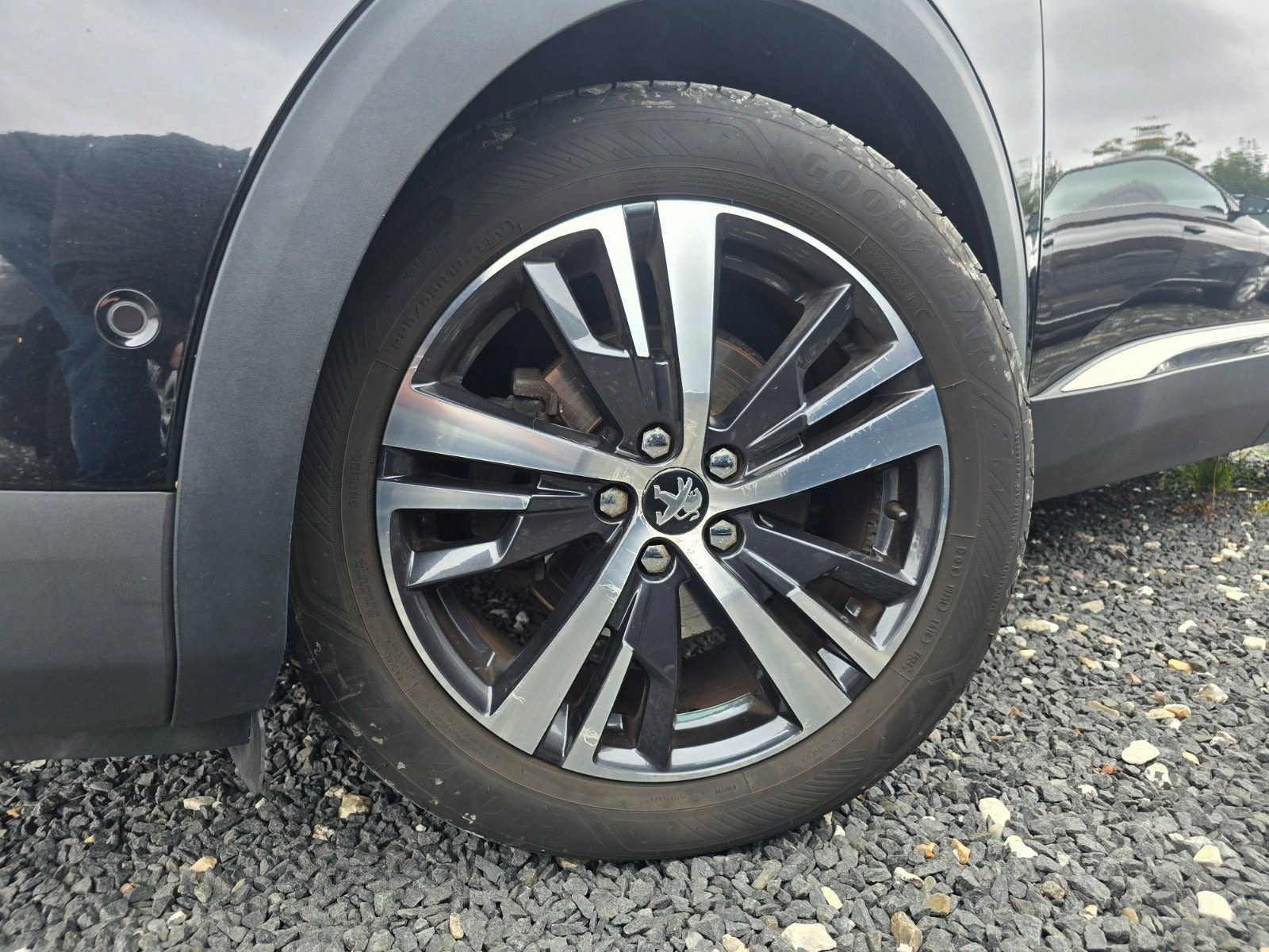 Sort Peugeot 3008 fra 2017