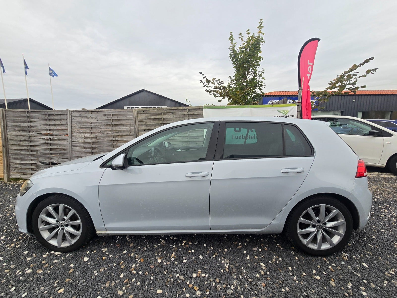 Blå VW Golf VII fra 2018