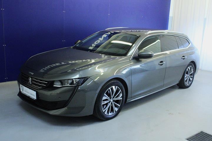 Grå Peugeot 508 fra 2020