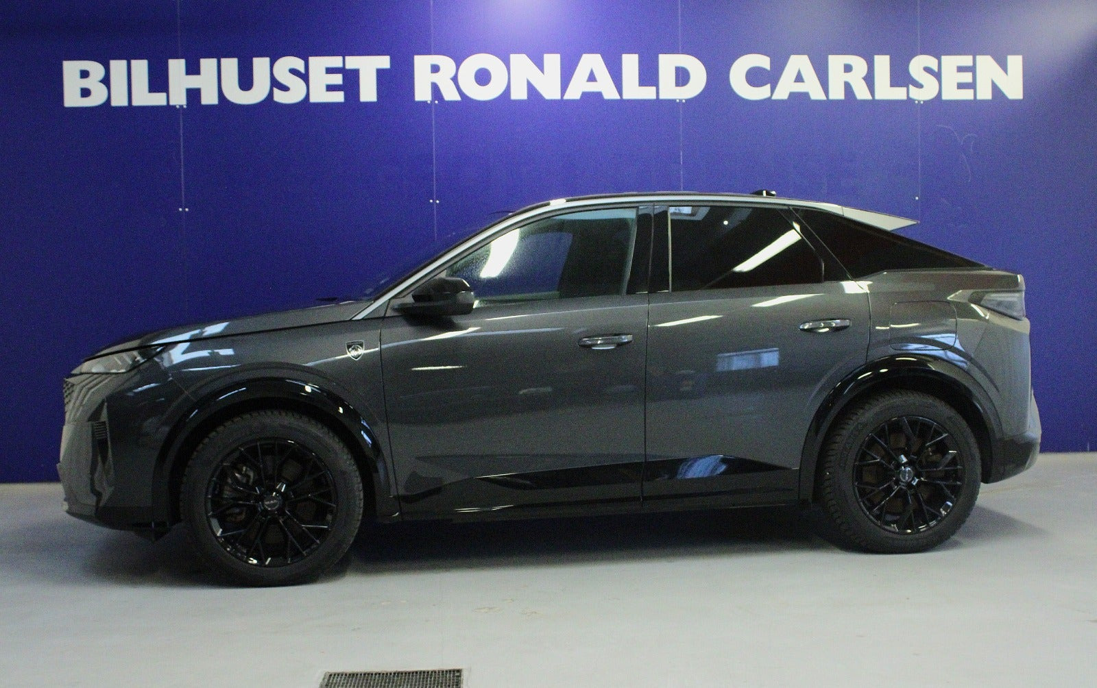 Peugeot e-3008 77 GT Pack