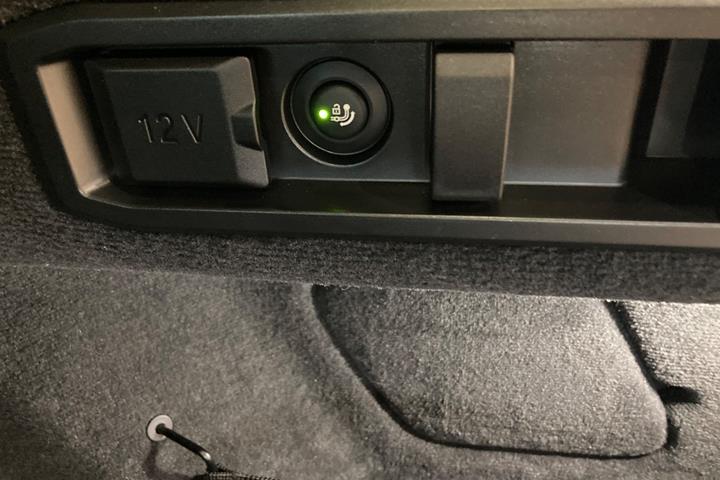 Sort BMW i5 fra 2025