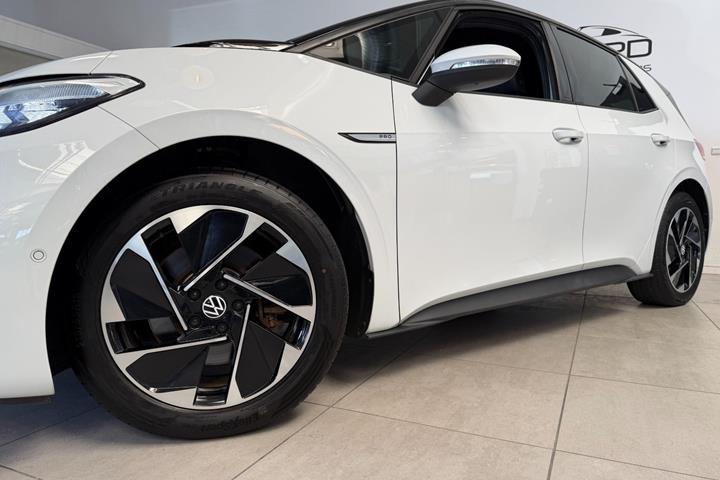 Hvid VW ID.3 fra 2023