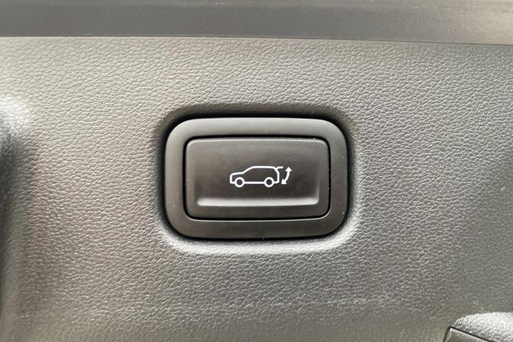 Grå Hyundai Kona fra 2024
