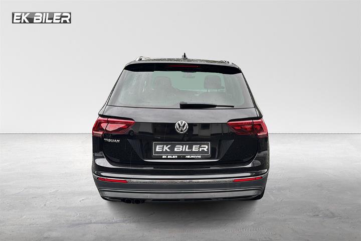 Sort VW Tiguan fra 2020