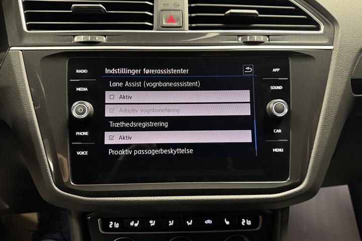 Sort VW Tiguan fra 2020
