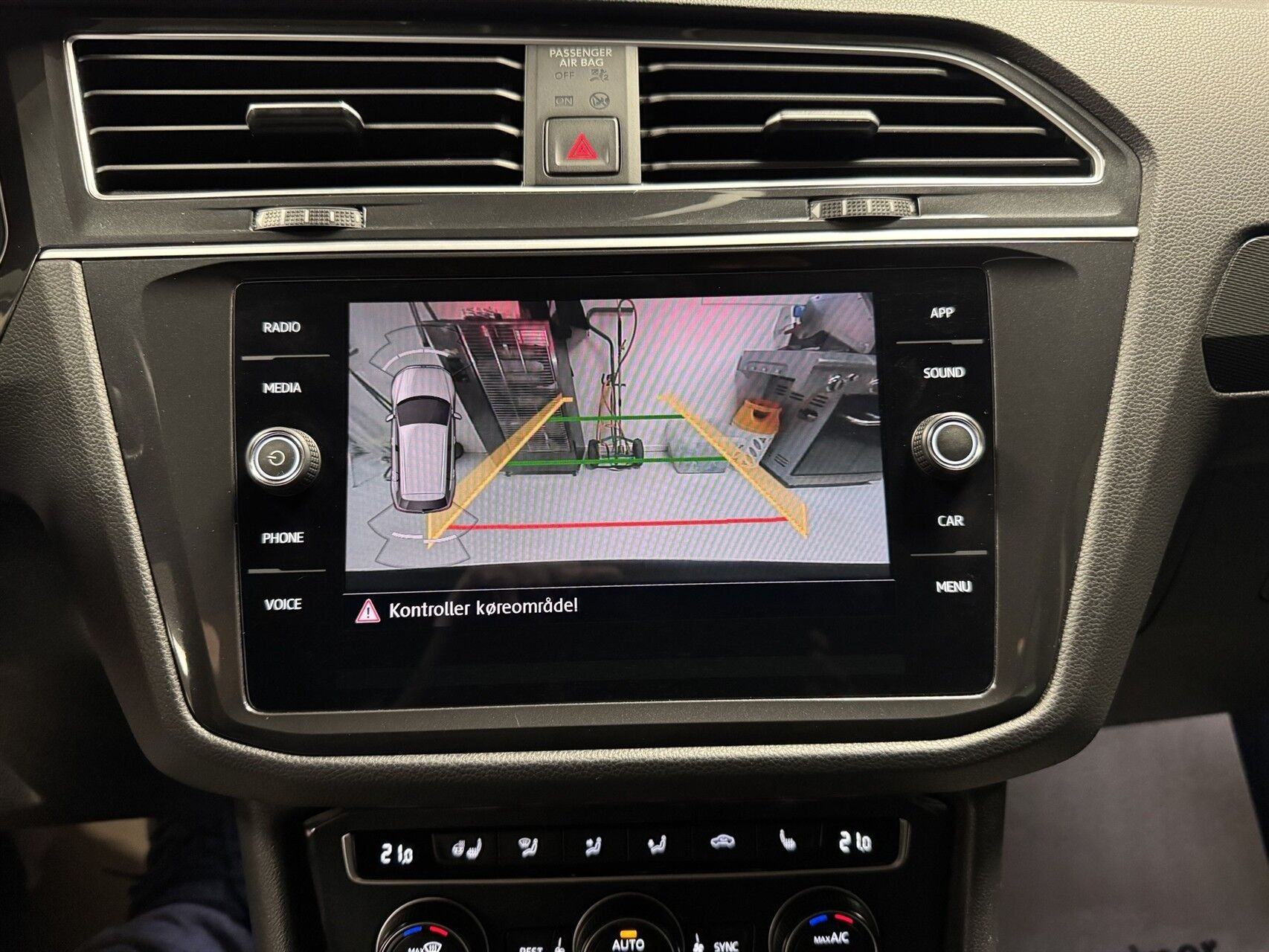 Sort VW Tiguan fra 2020