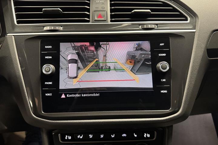Sort VW Tiguan fra 2020