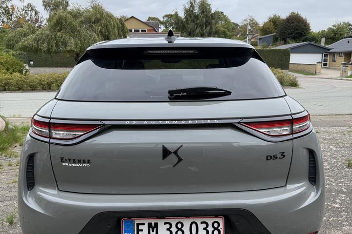 Grå DS DS 3 fra 2024